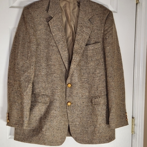 Haggar Sport Coat Vtg Wool Blend Size 42 Made in‎ USA Wood Buttons